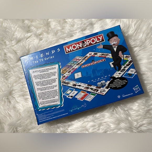 Friends Monopoly Board Game - last one ๐ซถ๐ผ - Picture 2 of 3